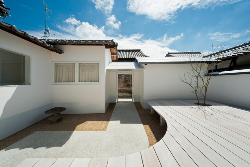 CASE-REAL: white dormitory for il vento