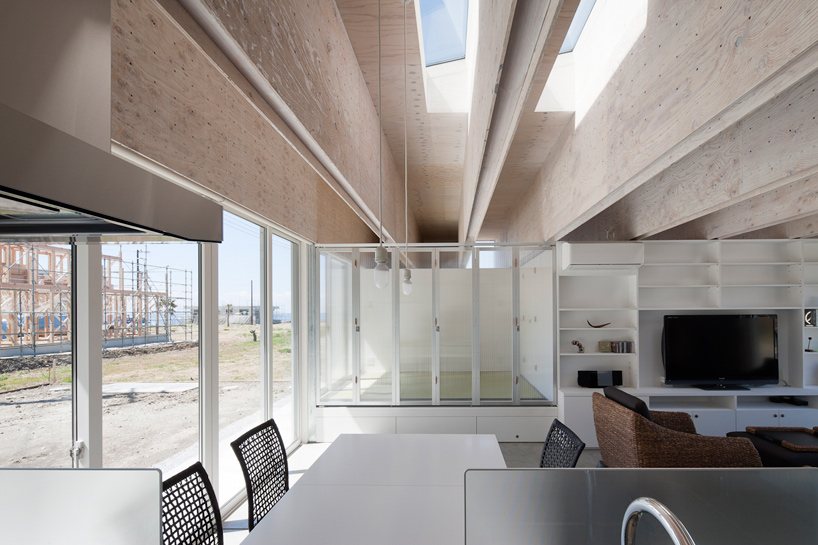 hideki iwahori: tube house 2