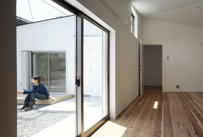 k tasho architecture+unvoice: pino