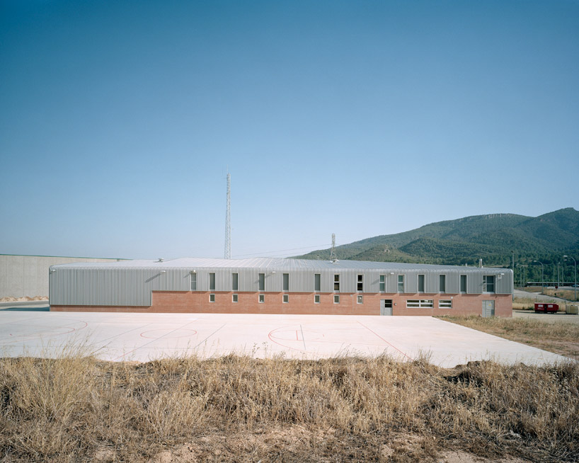 arriola & fiol arquitectes: parc de bombers