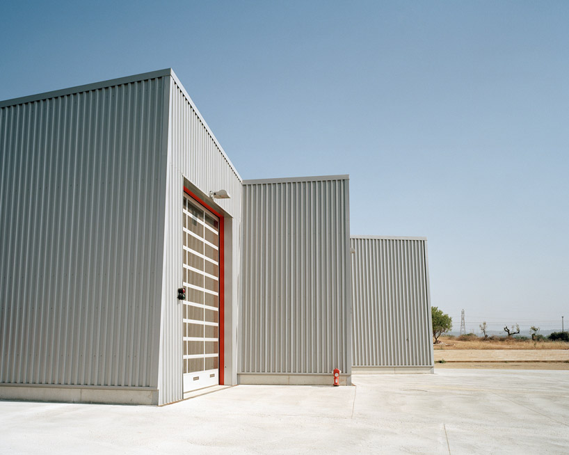 arriola & fiol arquitectes: parc de bombers