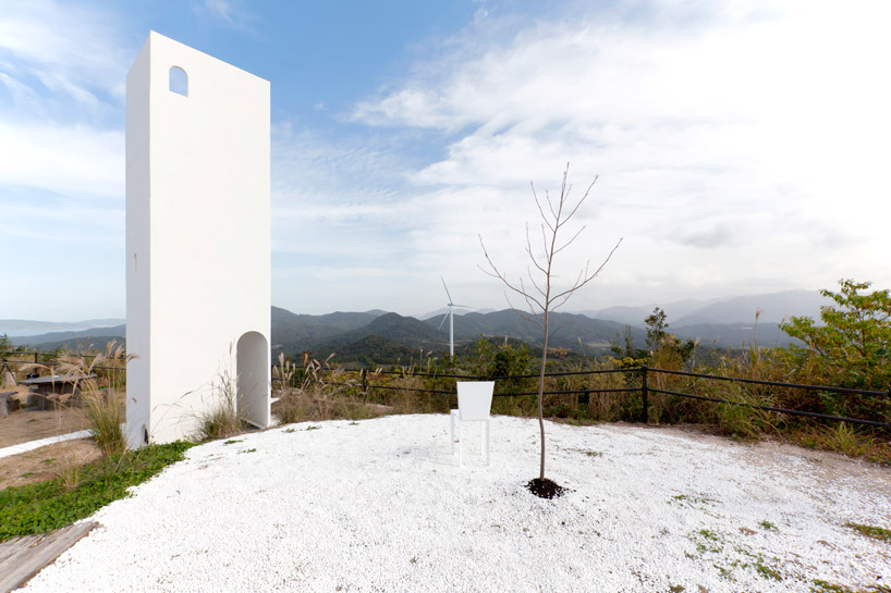 shingo masuda+katsuhisa otsubo + yuta shimada: little hilltop with wind view