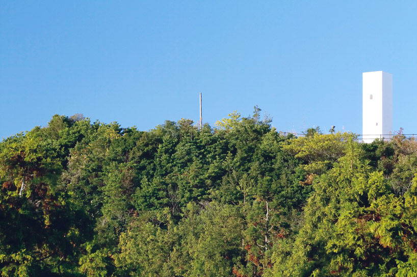 shingo masuda+katsuhisa otsubo + yuta shimada: little hilltop with wind view