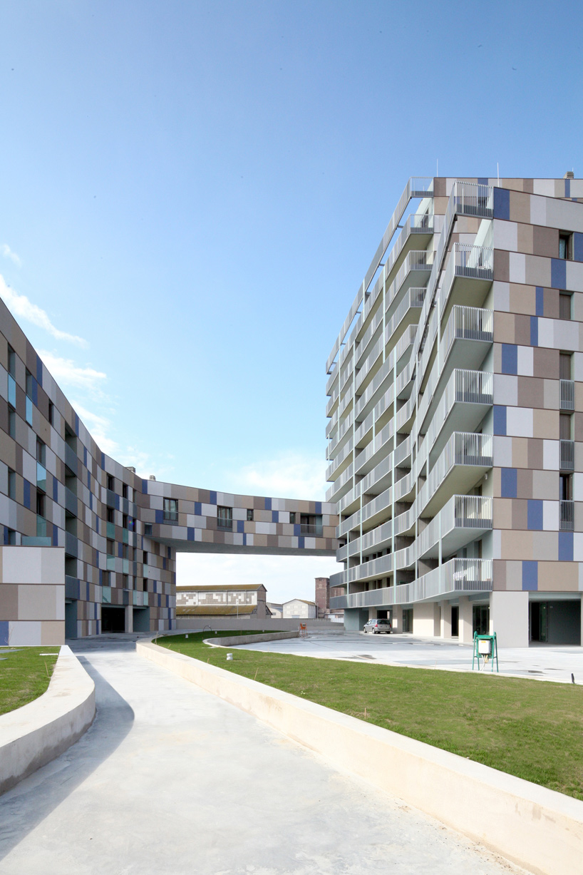 zucchi & partners: ravenna harbour apartment building