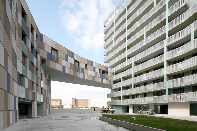 zucchi & partners: ravenna harbour apartment building