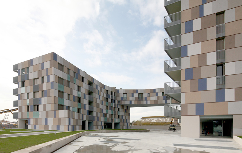 zucchi & partners: ravenna harbour apartment building