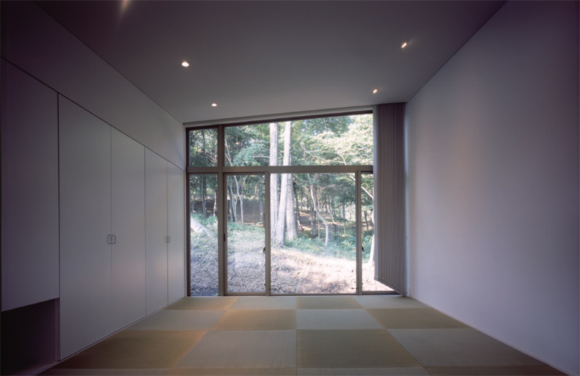taku sakaushi / OFDA: three windows