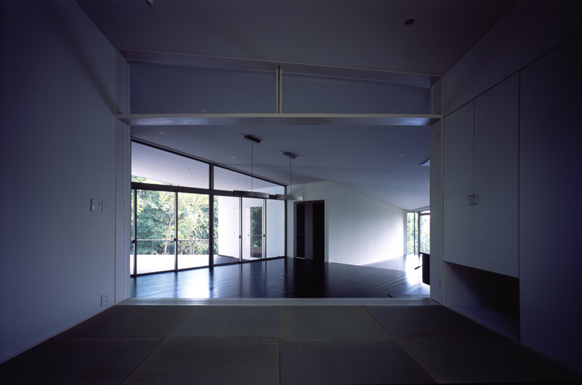 taku sakaushi / OFDA: three windows