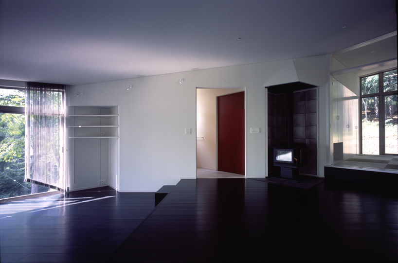 taku sakaushi / OFDA: three windows