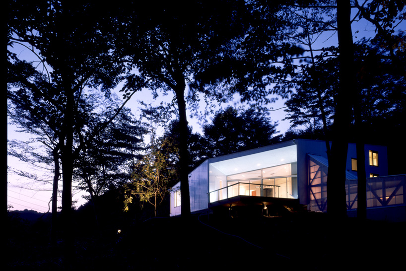 taku sakaushi / OFDA: three windows