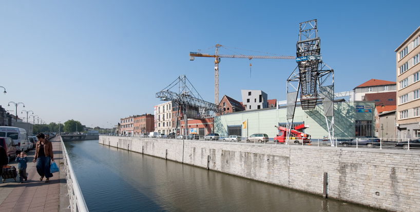 l'escaut gigogne: cheval noir