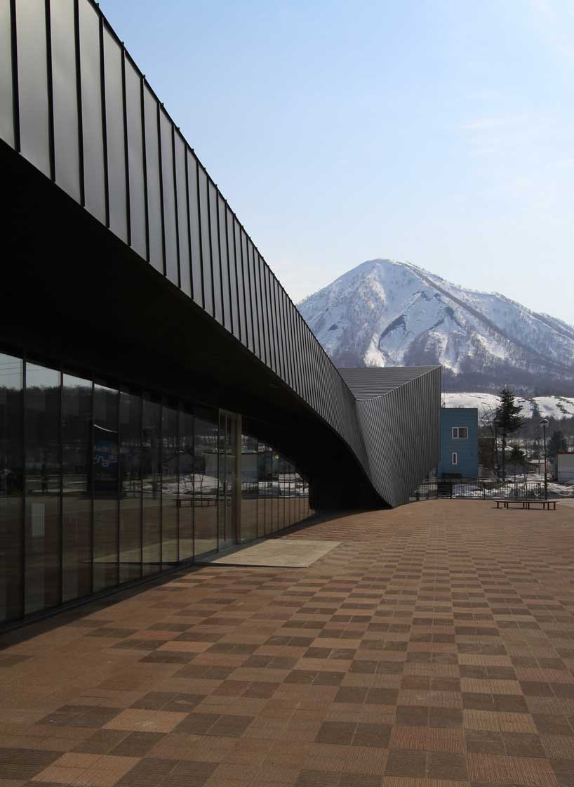 code architectural design: GR230 highway service center