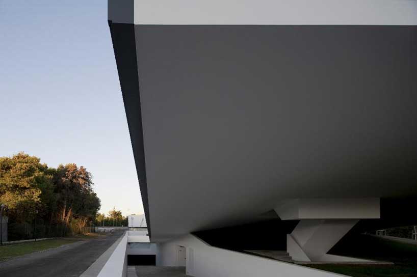 FVArquitectos: alcatel head office