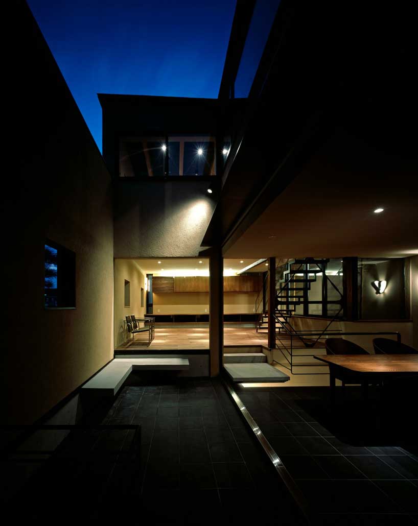 Takeshi Hirobe Architects: Kaminoge T