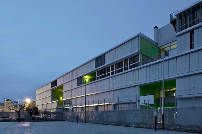 blanca lle&oacute;: mare de deu housing