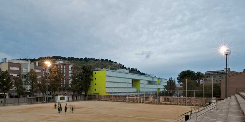 blanca lle&oacute;: mare de deu housing