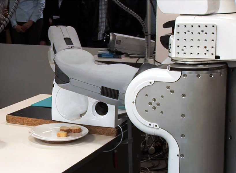 breakfast making robots at TUM