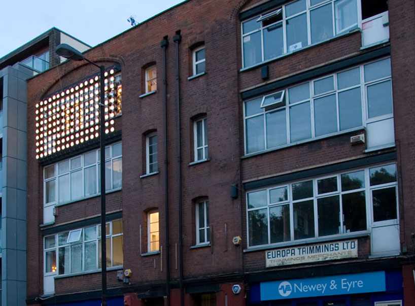 pslab and dos architects: streetlights - 1