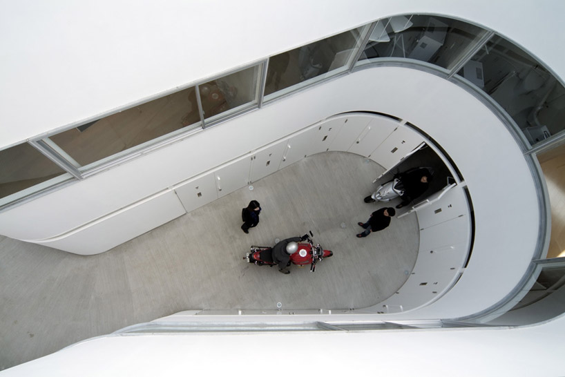 nakae architects: NE apartment - 1