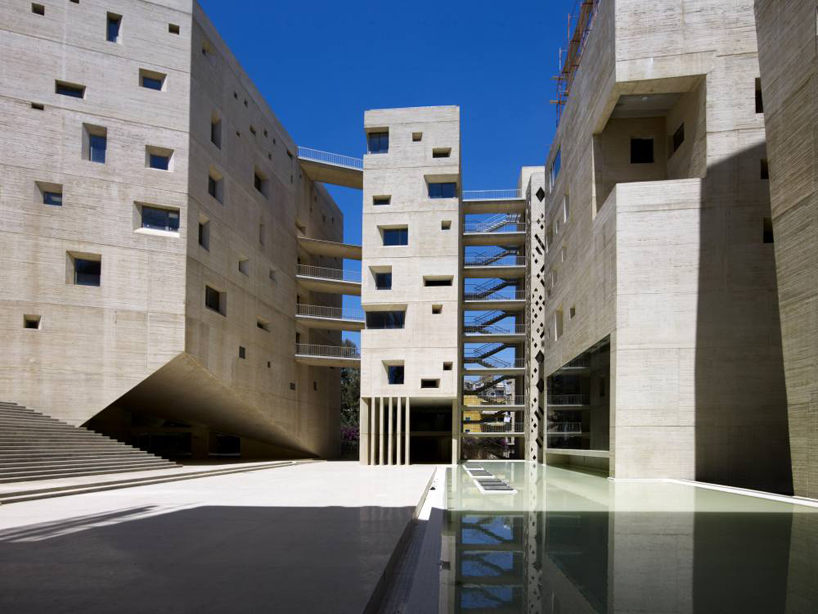 109 architectes: USJ campus de l’innovation et du sport