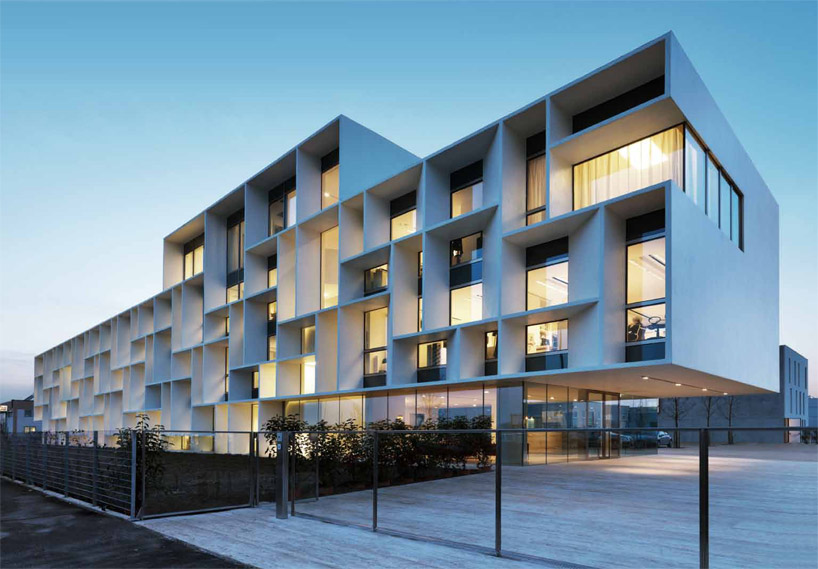 piuarch: bentini headquarters - 1