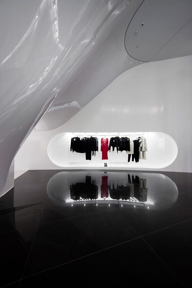 sandor gocsei + eniko korompay: capsula multibrand store