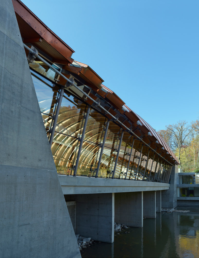 moshe safdie: crystal bridges museum