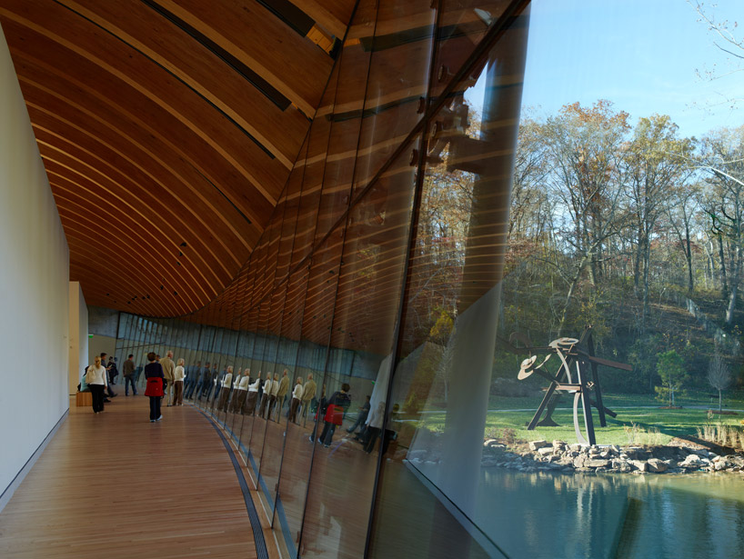 moshe safdie: crystal bridges museum