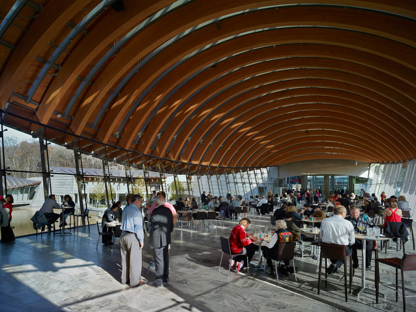 moshe safdie: crystal bridges museum