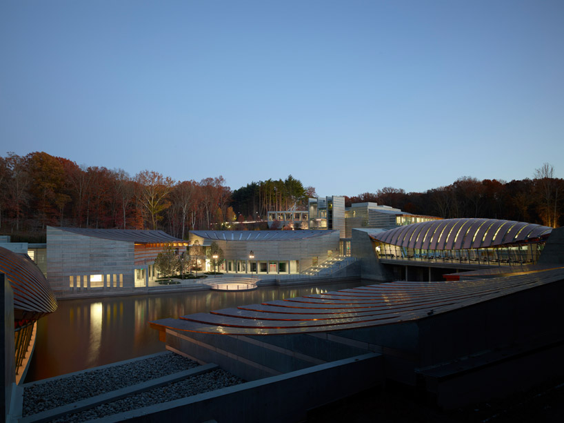 moshe safdie: crystal bridges museum - 1