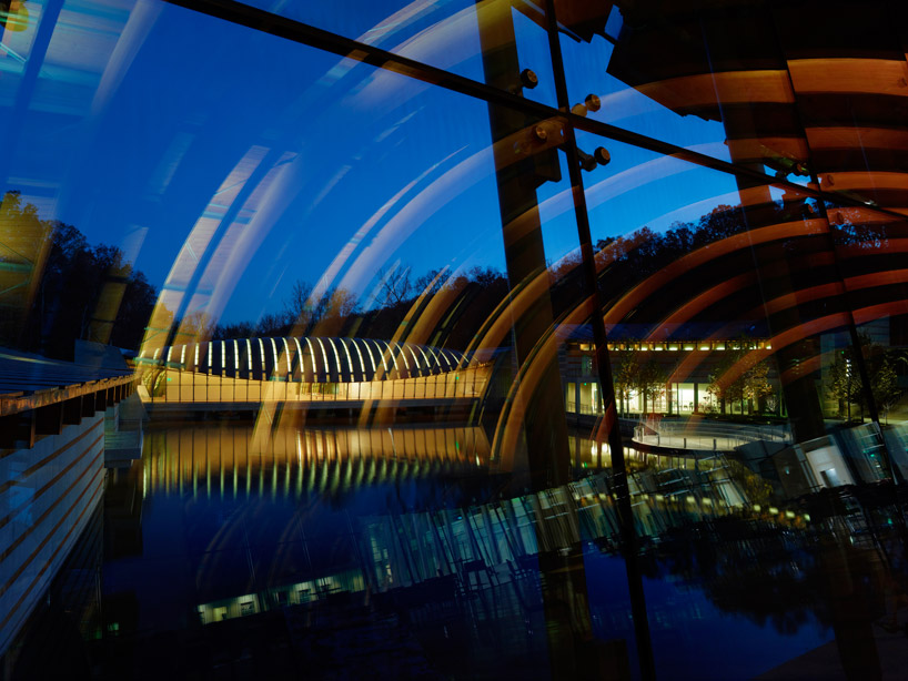 moshe safdie: crystal bridges museum