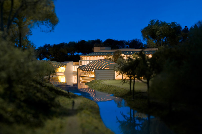 moshe safdie: crystal bridges museum