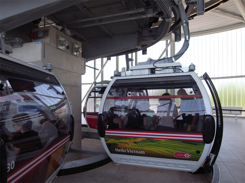 wilkinson eyre: london's cable car   emirates air line