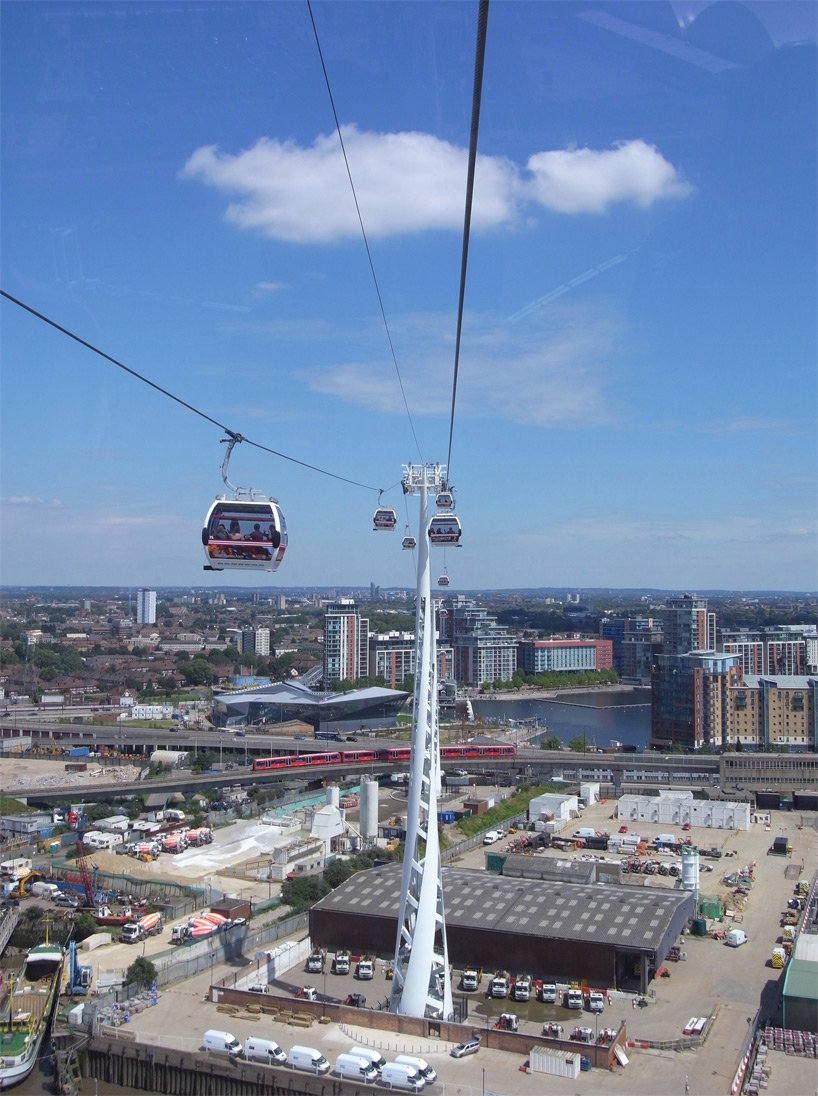 wilkinson eyre: london's cable car   emirates air line