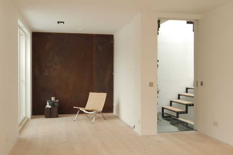 sanitov studio: inachus floating home