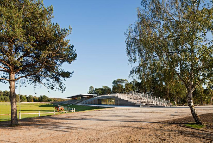 joly & loiret: le grand stade