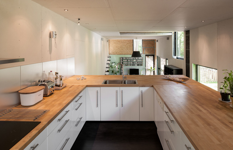 bamboo clad house in rotselaar by AST 77