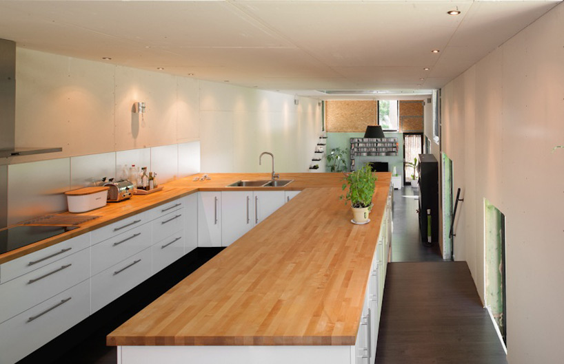 bamboo clad house in rotselaar by AST 77