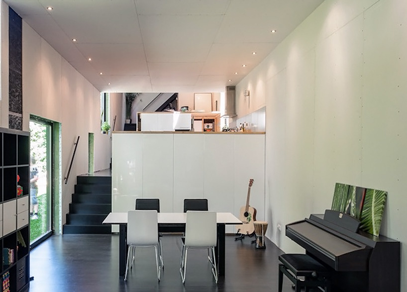 bamboo clad house in rotselaar by AST 77