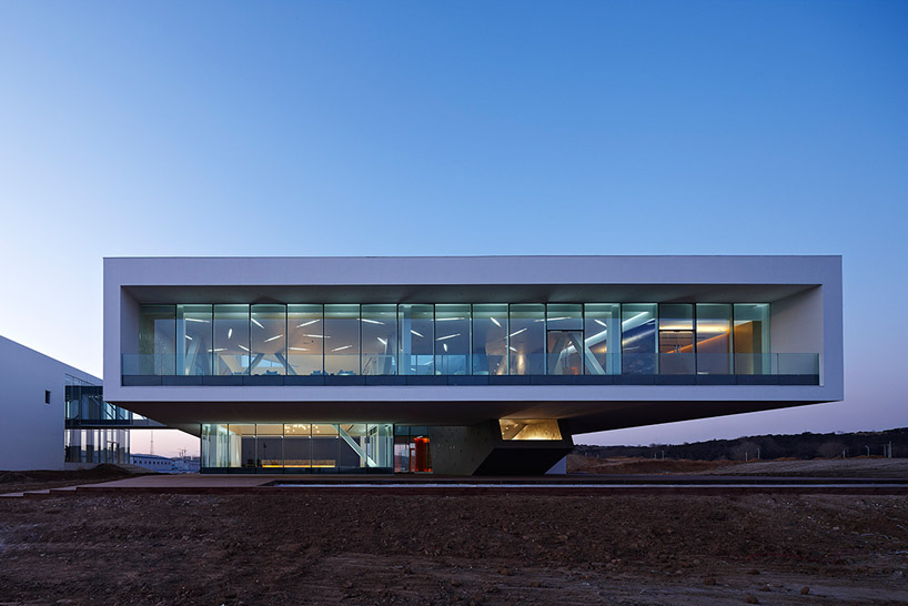 META project: huludao beach exhibit center