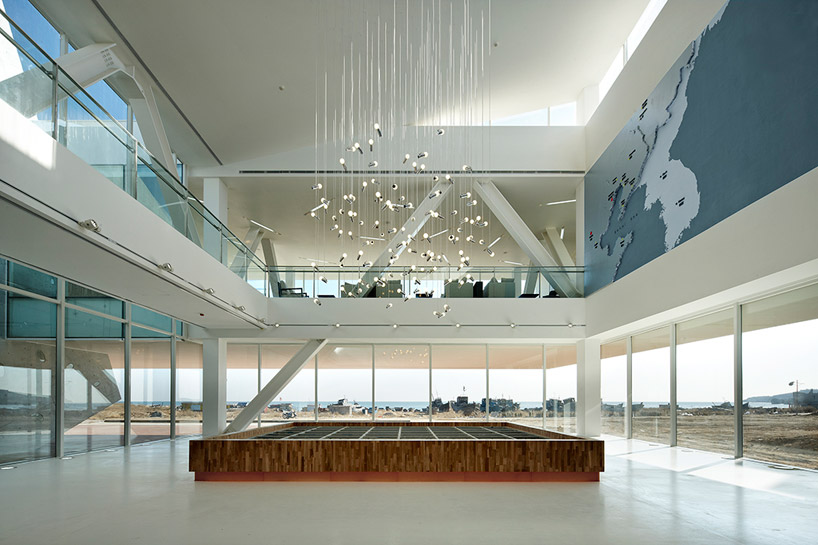 META project: huludao beach exhibit center