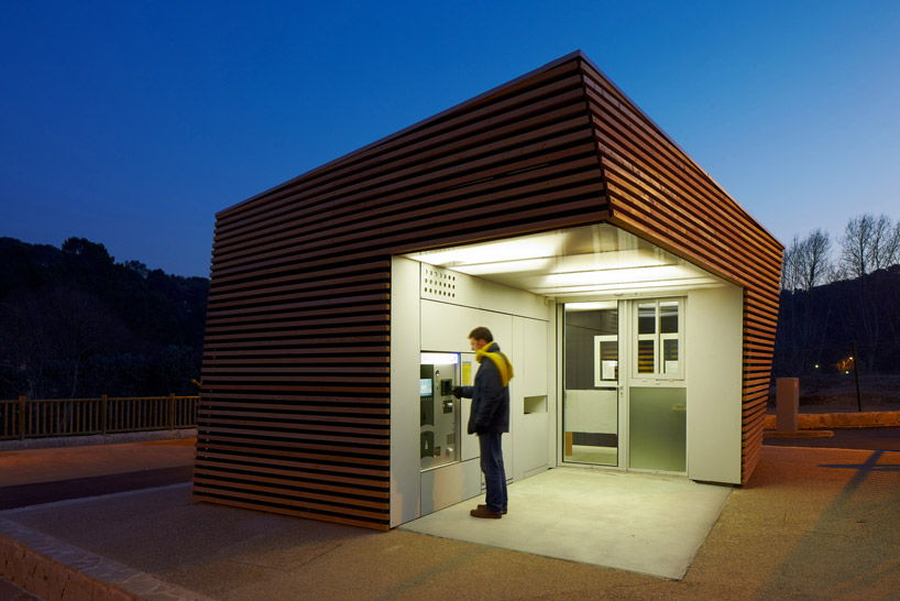 jean luc fugier: parking attendant's pavilion