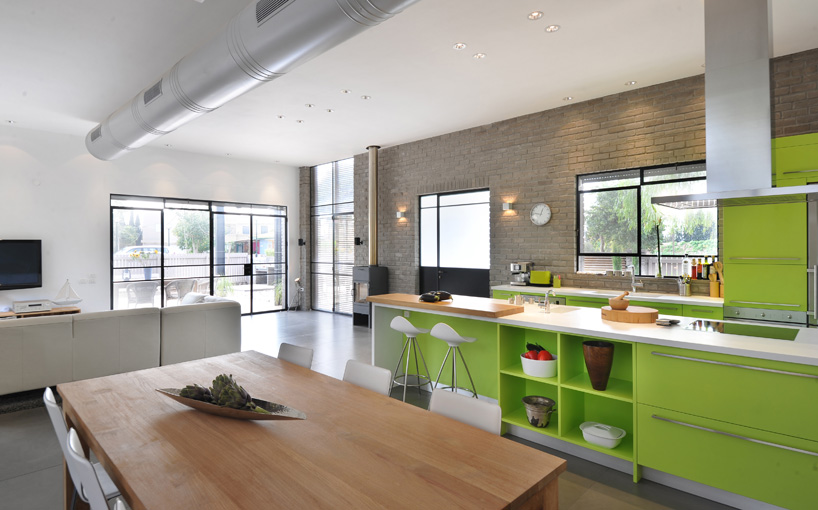 sharon neuman architects: kibuts house