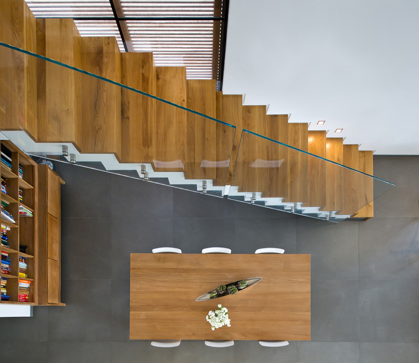 sharon neuman architects: kibuts house