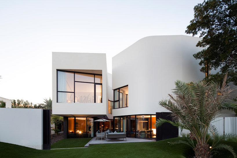AGi architects: mop house - 1