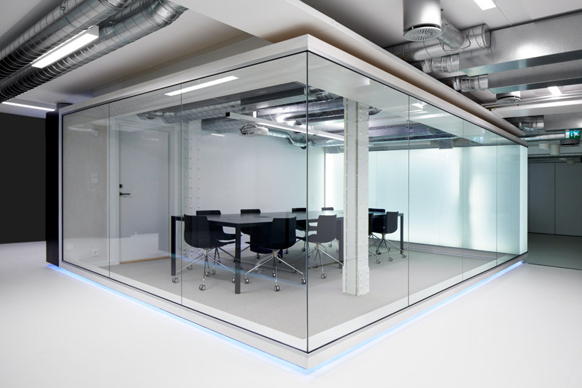 eriksen skajaa architects: netlife research office