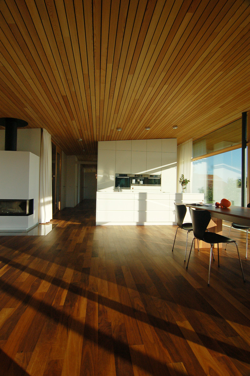 k_m architektur: farm house in obstgarten