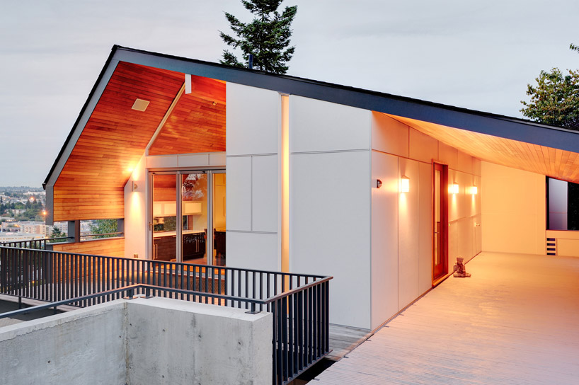 coop15: queen anne mid modern - 1