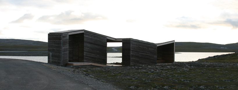PUSHAK architects: reinoksevann