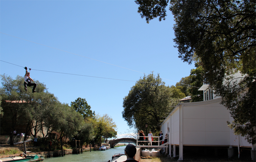 richard goodwin puts black dots on vacant buildings in venice